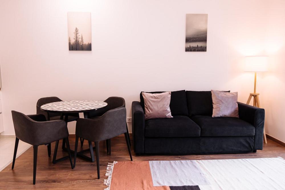 B 204, Apartments In The Heart Of Boedapest Buitenkant foto
